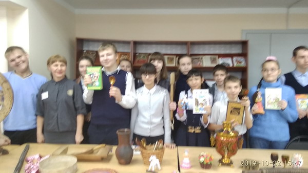 в Детскую библиотеку № 12