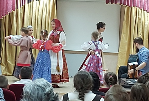 фольклорный ансамбль Затейники»