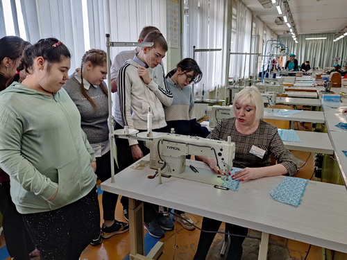 Знакомство с профессией портного