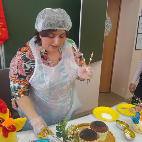 Пасхальное украшение куличей
