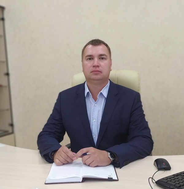 директор